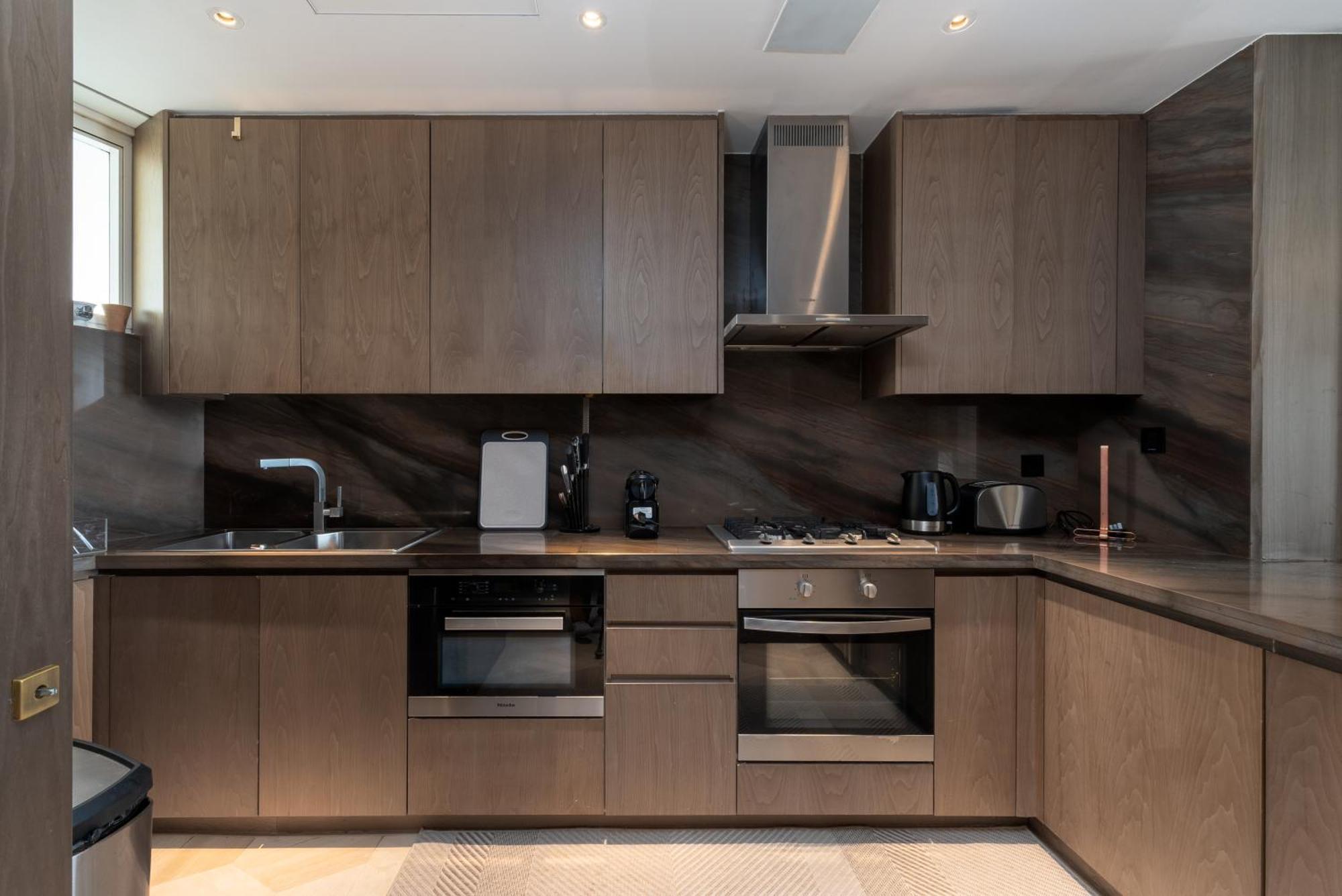 Five Palm Jumeirah Residences - Mint Stay Dubai Exteriör bild