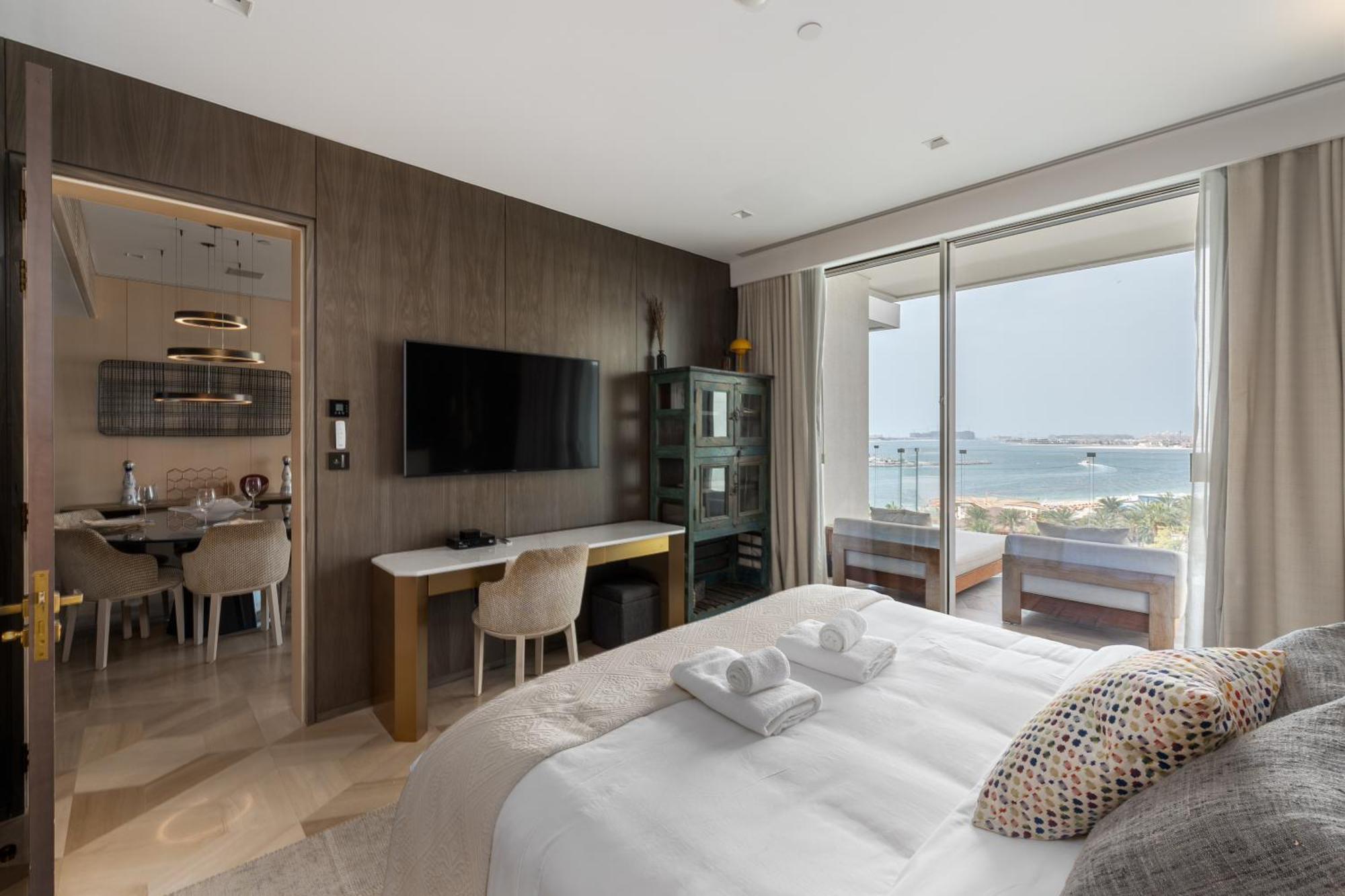 Five Palm Jumeirah Residences - Mint Stay Dubai Exteriör bild