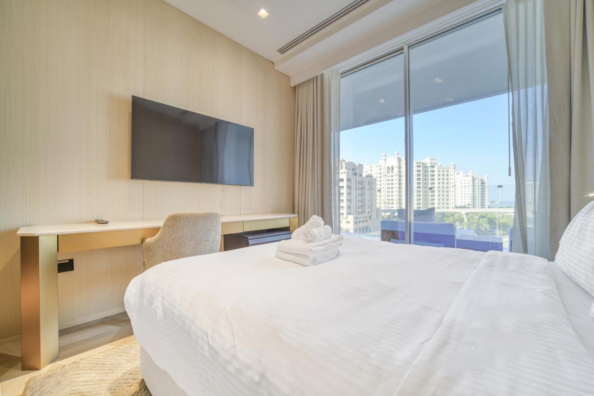 Five Palm Jumeirah Residences - Mint Stay Dubai Exteriör bild