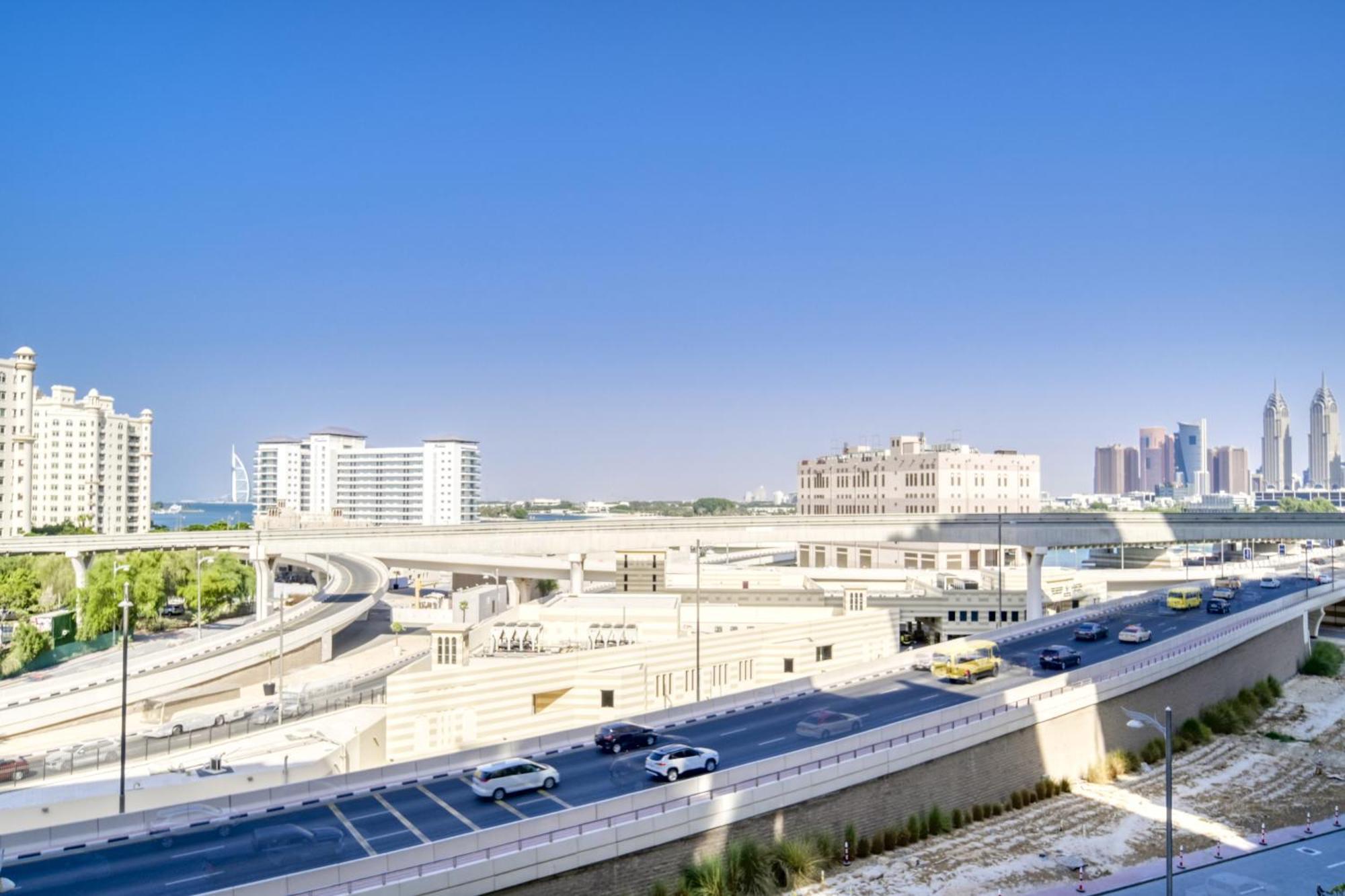 Five Palm Jumeirah Residences - Mint Stay Dubai Exteriör bild