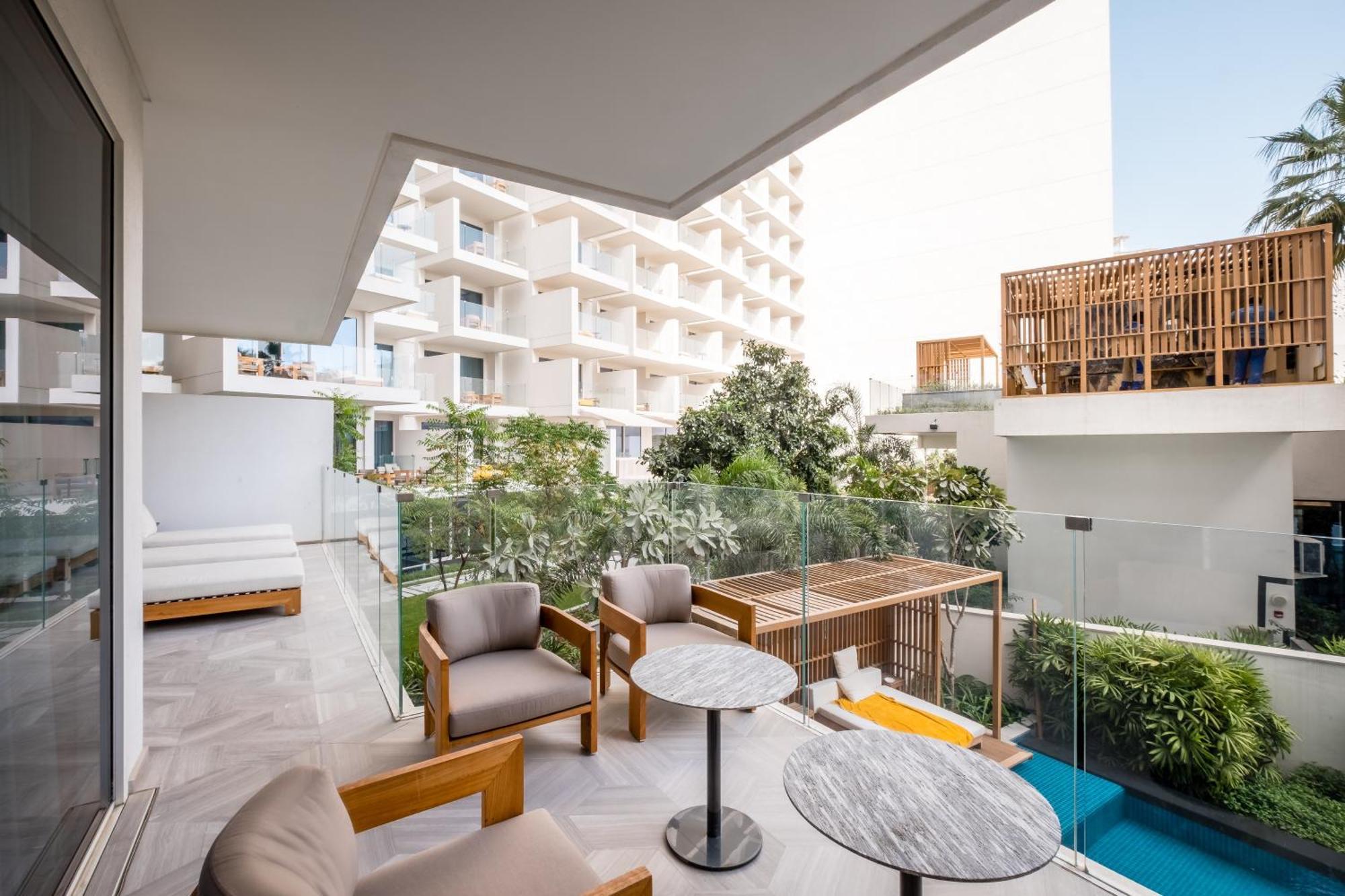 Five Palm Jumeirah Residences - Mint Stay Dubai Exteriör bild